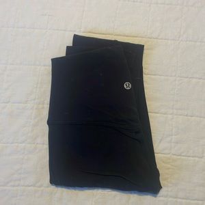 LULULEMON ALIGN BLACK LEGGINGS SIZE 4 , 28inseam